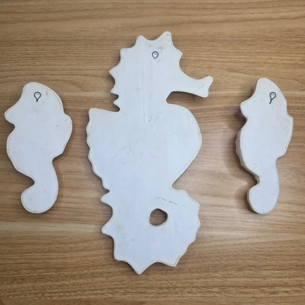 Vintage 3 Seahorse MCM Chalkware Wall Decorations Cream and Purple Beach House